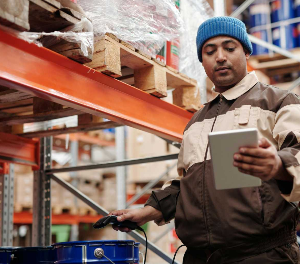 2 → Figure → business-slide-b.jpg